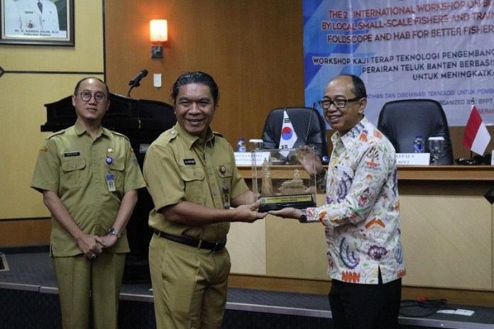 Teknologi Hydrocolor dan Fish GIS Dikenalkan ke Nelayan Banten