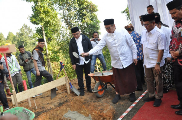 Gubenur: Orang Datang Ke Negeri Di Atas Awan Untuk Agungkan Ciptaan-Nya