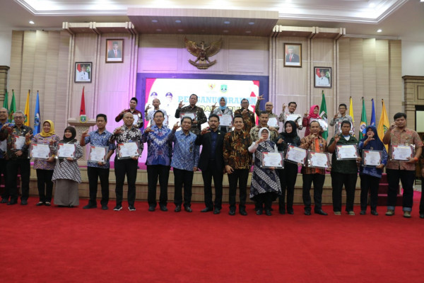 Badan Penghubung Raih Anugerah Badan Publik 2019