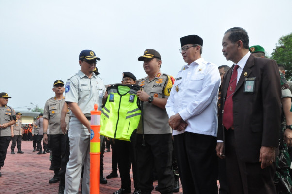 Hadiri Apel Gelar Pasukan, Gubernur: Tingkatkan Kerjasama Sambut Natal dan Tahun Baru