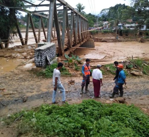 Banjir Bandang Cipanas Lebak, Pemprov Banten Terjunkan Tim Evakuasi