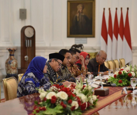 Gubernur WH: Sejak Awal Saya Rayu Pengungsi Untuk Bersedia Direlokasi