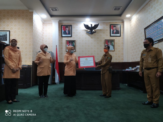 Pemprov Banten Terima Bantuan Dari DWP Provinsi Banten dan Kemendes PDTT RI