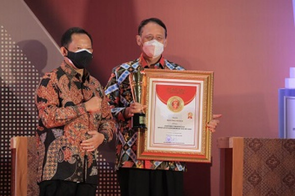 Provinsi Banten Raih Anugerah Provinsi Terinovatif Pada Innovative Government Award (IGA) 2020 Kemendagri