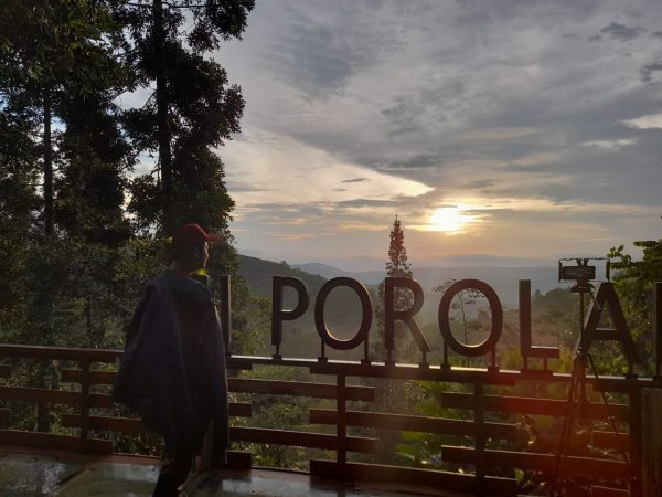 Nikmati Pesona Senja di Objek Wisata Ciporolak