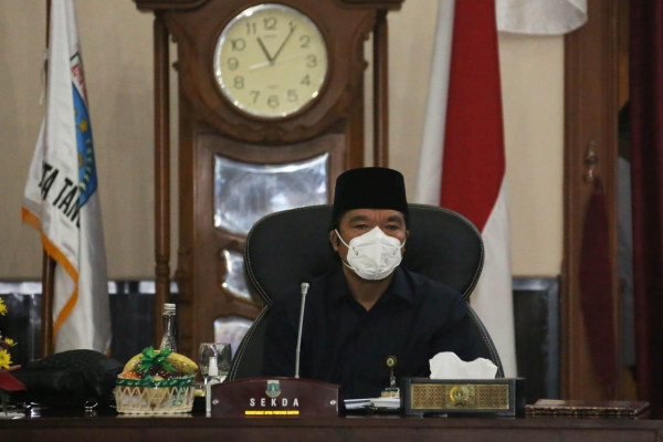 Sekda Pemprov Banten Hadiri Rapat Paripurna Raperda Pengelolaan Keuangan