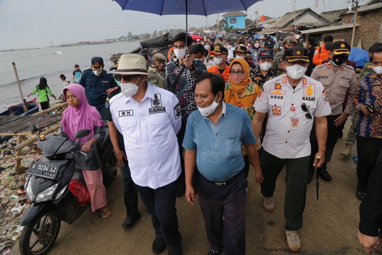 Gubernur Banten Tinjau Revitalisasi Pelabuhan Perikanan Pantai Labuan