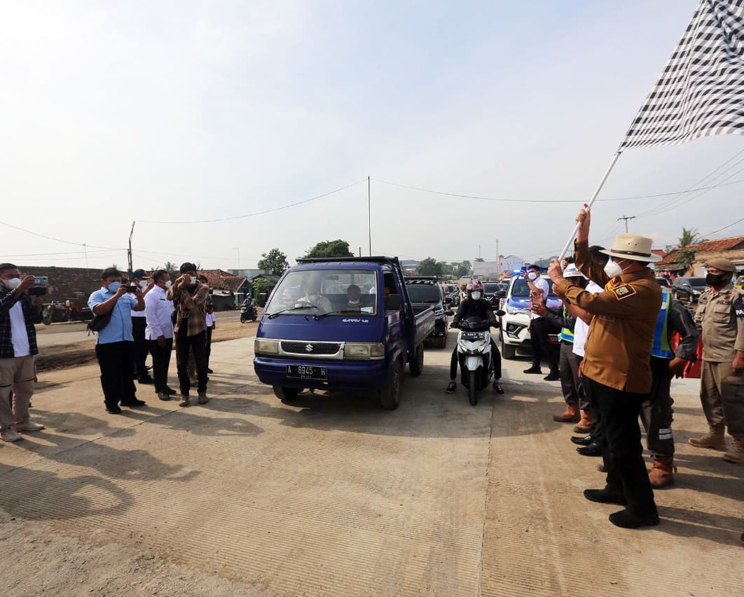 Gubernur Banten Buka Lalu Lintas Jembatan Bogeg, Terlebar Di Indonesia