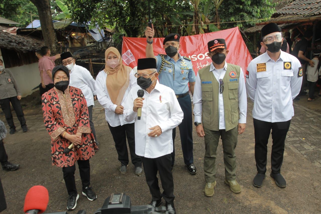 Wagub Andika Dampingi Wapres Ma’ruf Amin Tinjau Korban Gempa Pandeglang