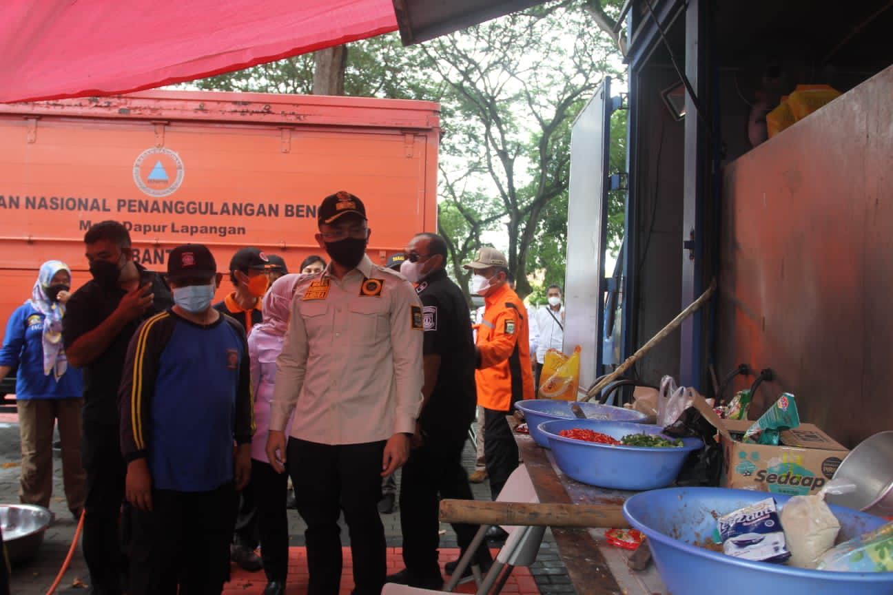 Pemprov Banten Melayani Hingga 7.500 Nasi Bungkus Untuk Korban Banjir