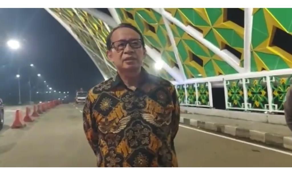 Tinjau Pembangunan Jembatan Bogeg, Gubernur WH: Akan Diiresmikan Bulan Ini