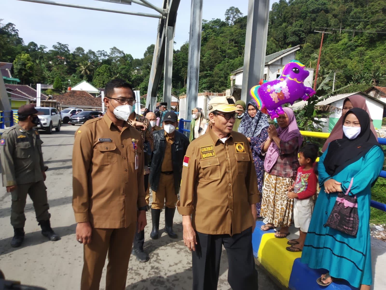 Antusias Hadiri Peresmian Jembatan Ciberang, Warga : Terima Kasih Pak Gubernur