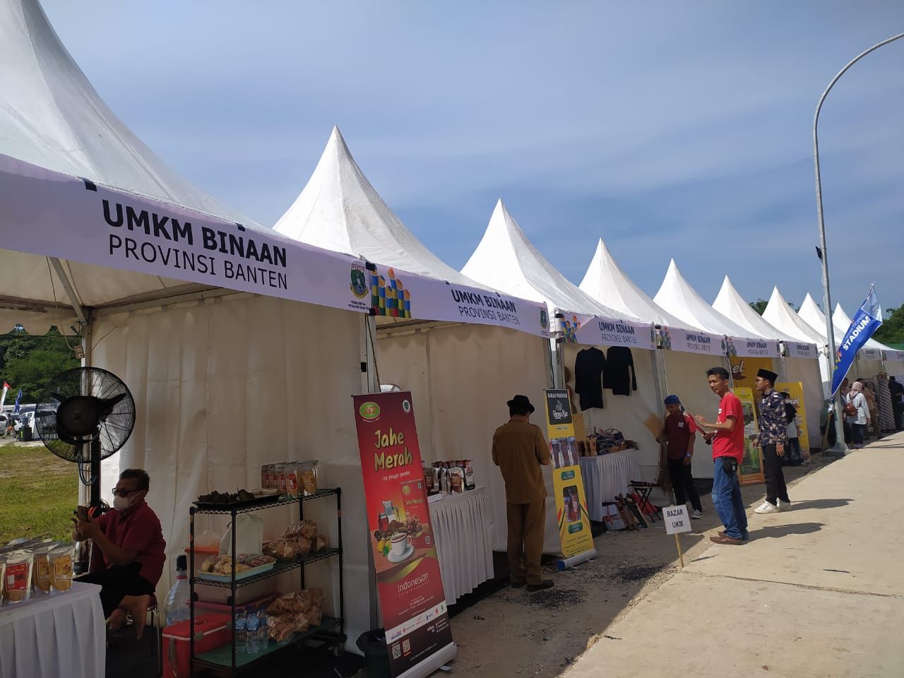 Seratus Lebih Pelaku UMKM Meriahkan Peresmian Banten International Stadium