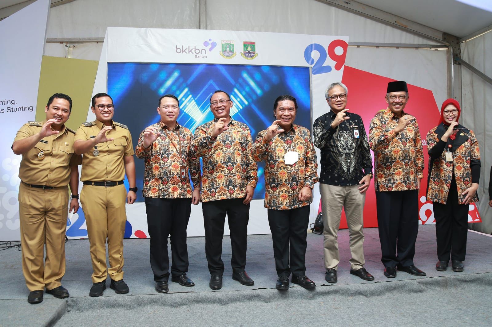 Peringati Harganas ke-29, Pj Gubernur Banten: Keluarga Berperan Penting Dalam Mencegah Stunting