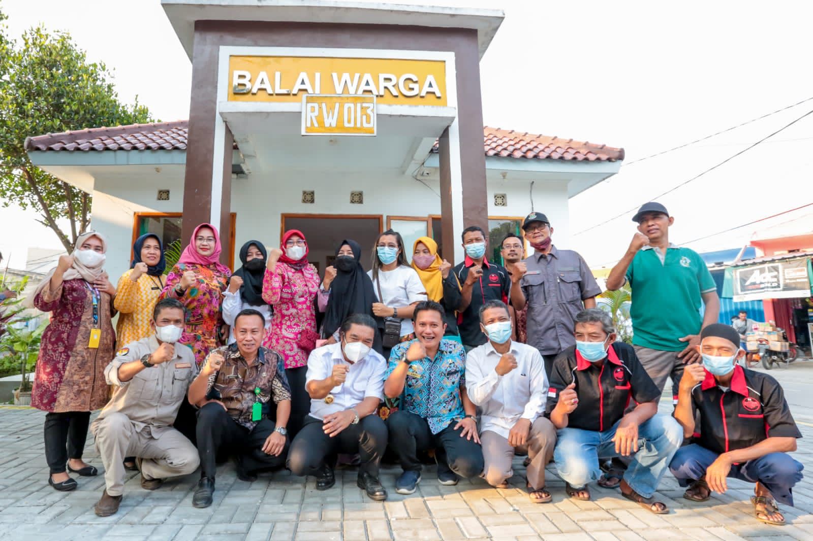 Pj Gubernur Al Muktabar Tinjau Kampung KB Kelurahan Kutajaya, Kabupaten Tangerang