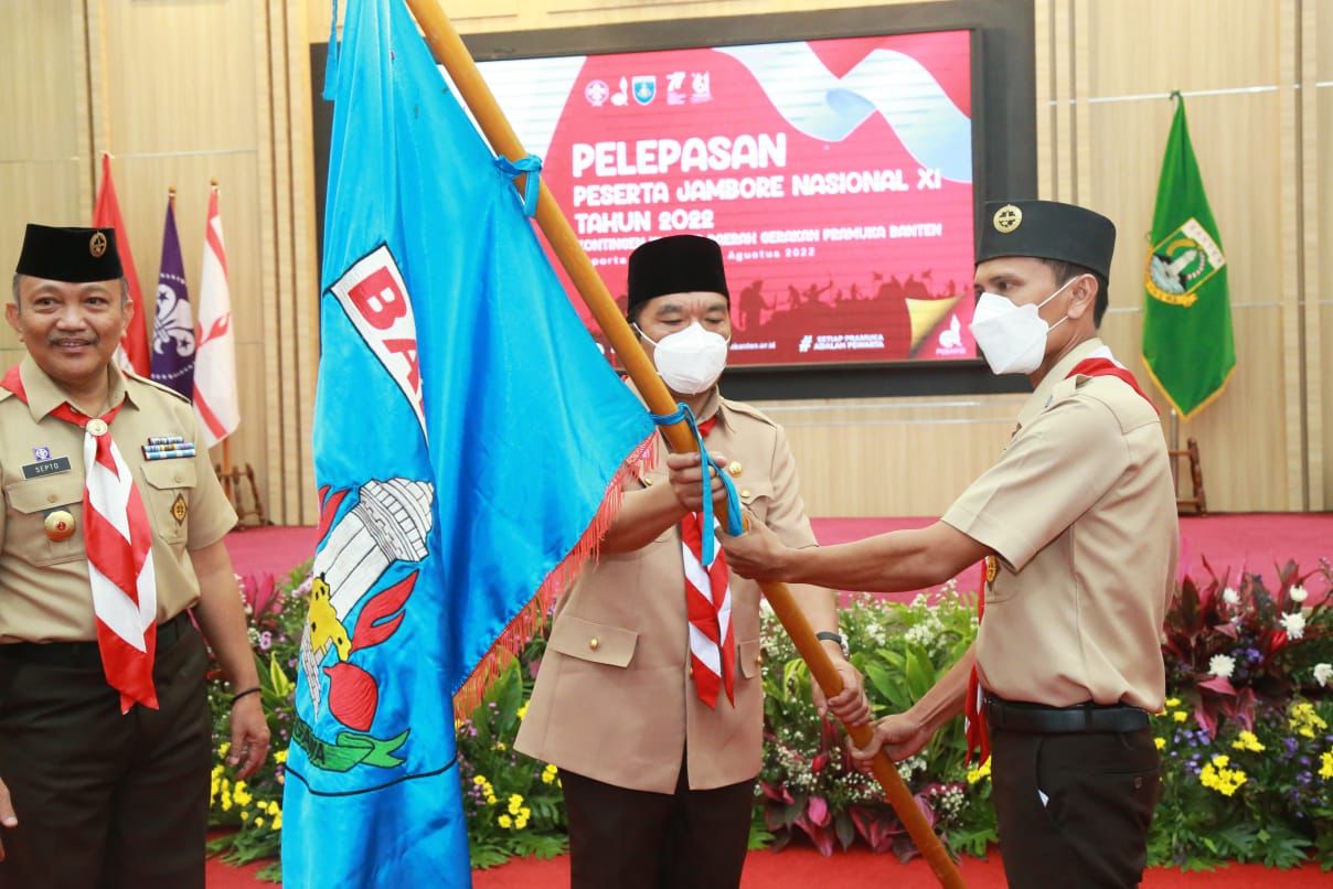 Pj Gubernur Al Muktabar Melepas Kontingen Pramuka Banten Ikuti Jambore Nasional