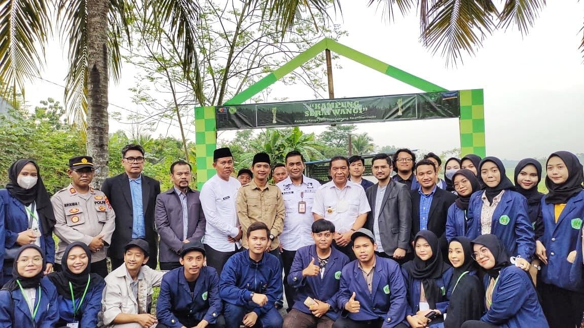 Pj Gubernur Banten Al Muktabar Dukung Budidaya Serai Wangi Kabupaten Tangerang