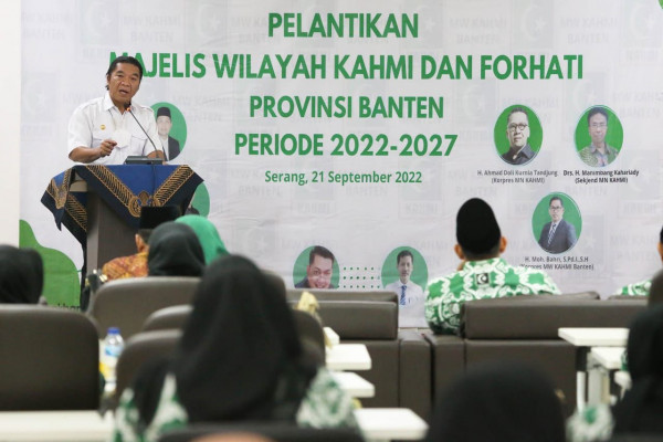 Pj Gubernur Banten Al Muktabar Hadiri Pelantikan Pengurus MW KAHMI dan Forhati Provinsi Banten