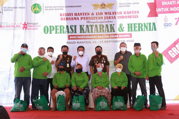 Dukung Kegiatan Kejati, Pj Gubernur Banten : Pelaksanaan Operasi Katarak dan Hernia Ini Untuk Masyarakat Banten