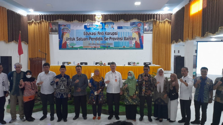 Satuan Pendidikan se-Provinsi Banten Ikuti Edukasi Antikorupsi Roadshow Bus KPK RI