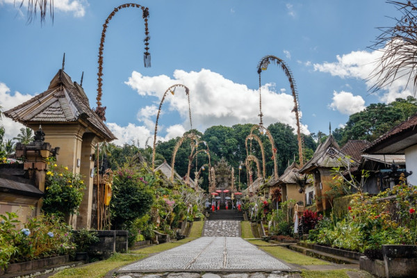 Penjor, Simbol Manifestasi Istana Tuhan