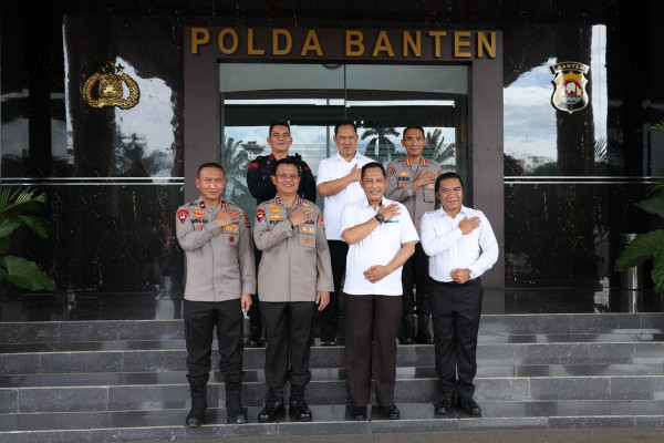 Tangkap Pelaku Penyalahgunaan Beras SPHP Bulog, Pj Gubernur Al Muktabar Apresiasi Kinerja Polda Banten