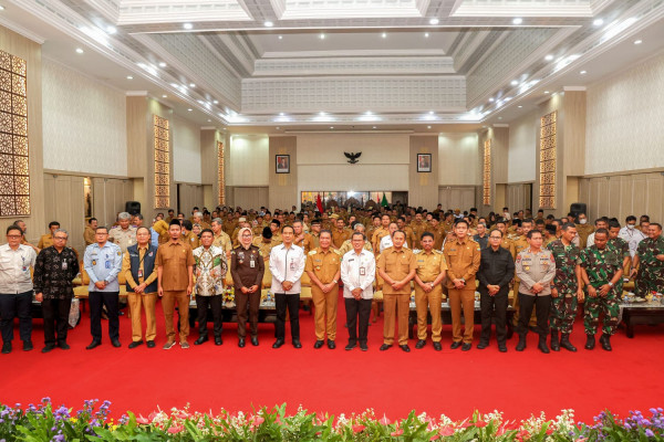 Pj Gubernur Banten Al Muktabar Harapkan Program Desa Antikorupsi Meningkatkan Pelayanan Publik Yang Baik