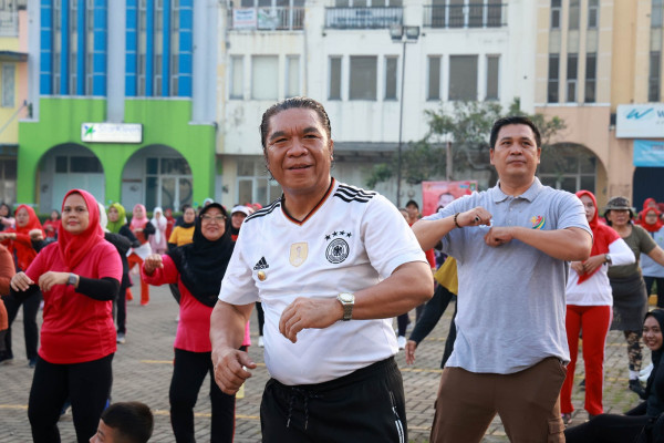 Senam Bersama KORMI, Pj Gubernur Banten Al Muktabar Ajak Masyarakat Terapkan Pola Hidup Sehat