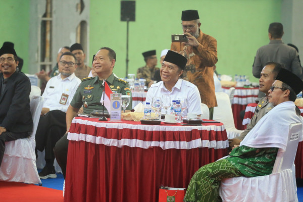 Pj Gubernur Banten Al Muktabar Ajak Semua Elemen Masyarakat Bersatu