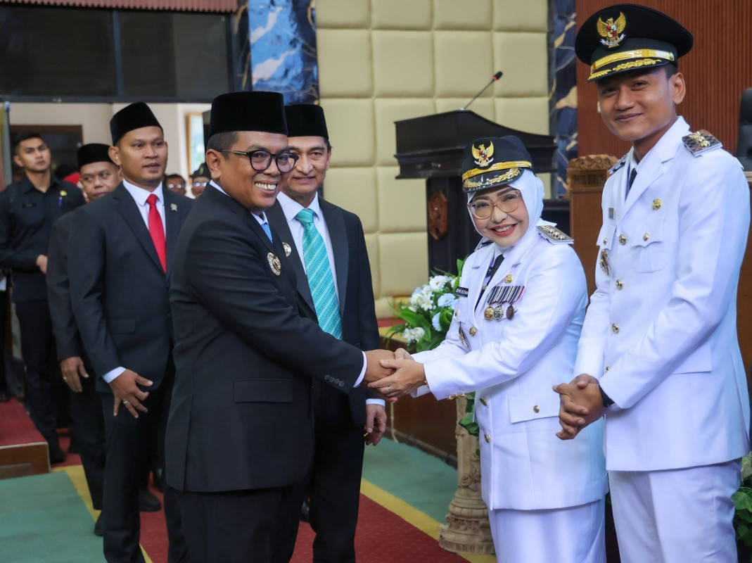 Gubernur Andra Soni Minta Bupati dan Wakil Bupati Pandeglang Adil dan Tidak Korupsi