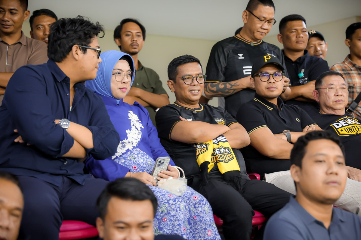 Gubernur Banten Andra Soni Saksikan Laga Profesional Perdana di BIS