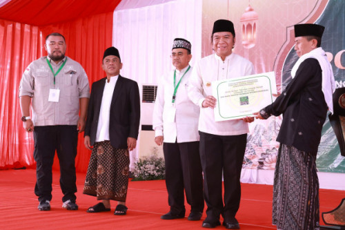 Pj Gubernur Banten Al Muktabar Dorong Pengembangan Pesantren