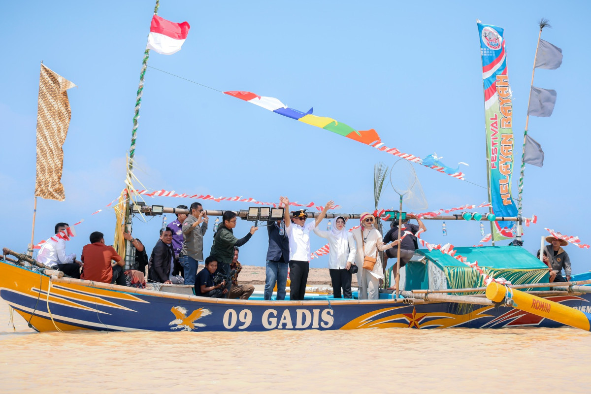 Gubernur Andra Soni Buka Festival Karang Kabua: Jaga Warisan Budaya di Pesisir Selatan Banten