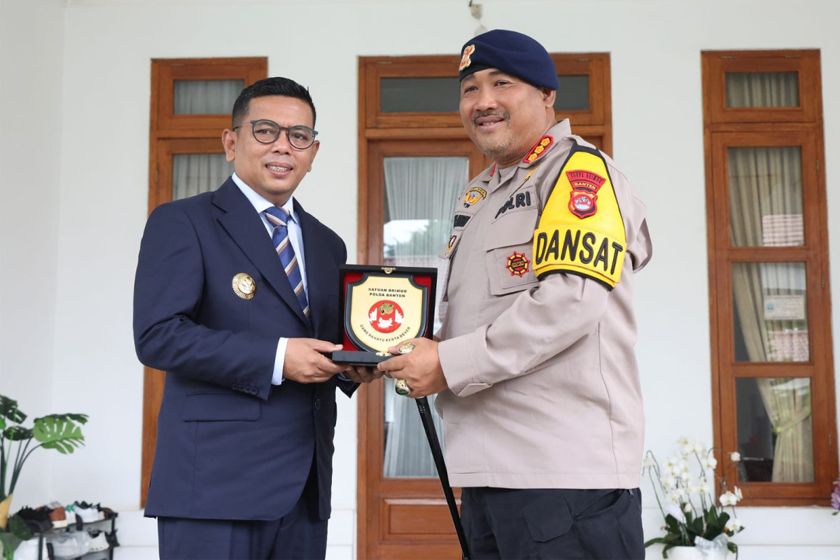 Gubernur Andra Soni dan Dansat Brimob Polda Banten Perkuat Sinergi Pemeliharaan Keamanan