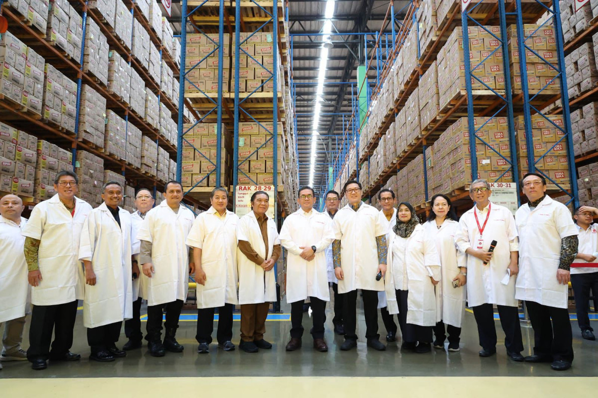 Pj Gubernur Banten Al Muktabar Hadiri Pelepasan Ekspor Produk Makanan ke 15 Negara Tujuan