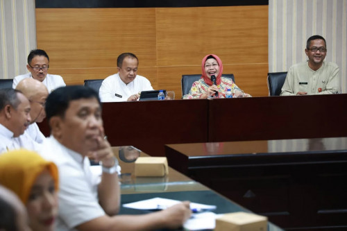 Pj Sekda Virgojanti Pimpin Rapat Persiapan HUT ke-23 Provinsi Banten