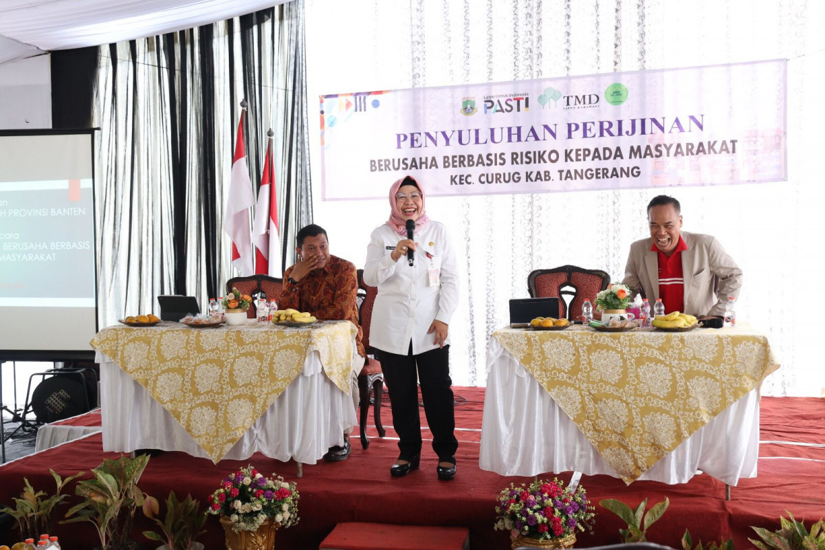 Plh Sekda Provinsi Banten Virgojanti Ingatkan Pentingnya Pengurusan Izin bagi Pelaku Usaha Kecil