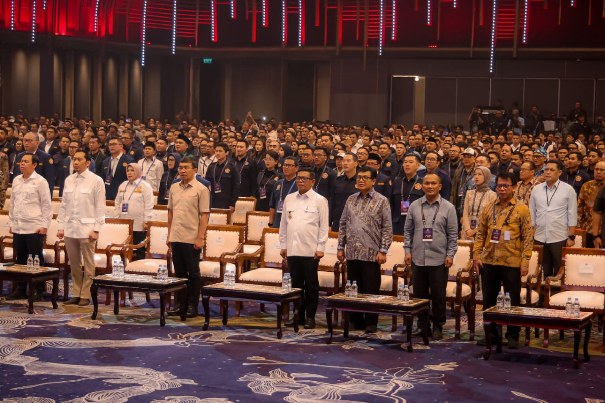 Gubernur Andra Soni Hadiri Pengukuhan Pengurus Nasional Karang Taruna