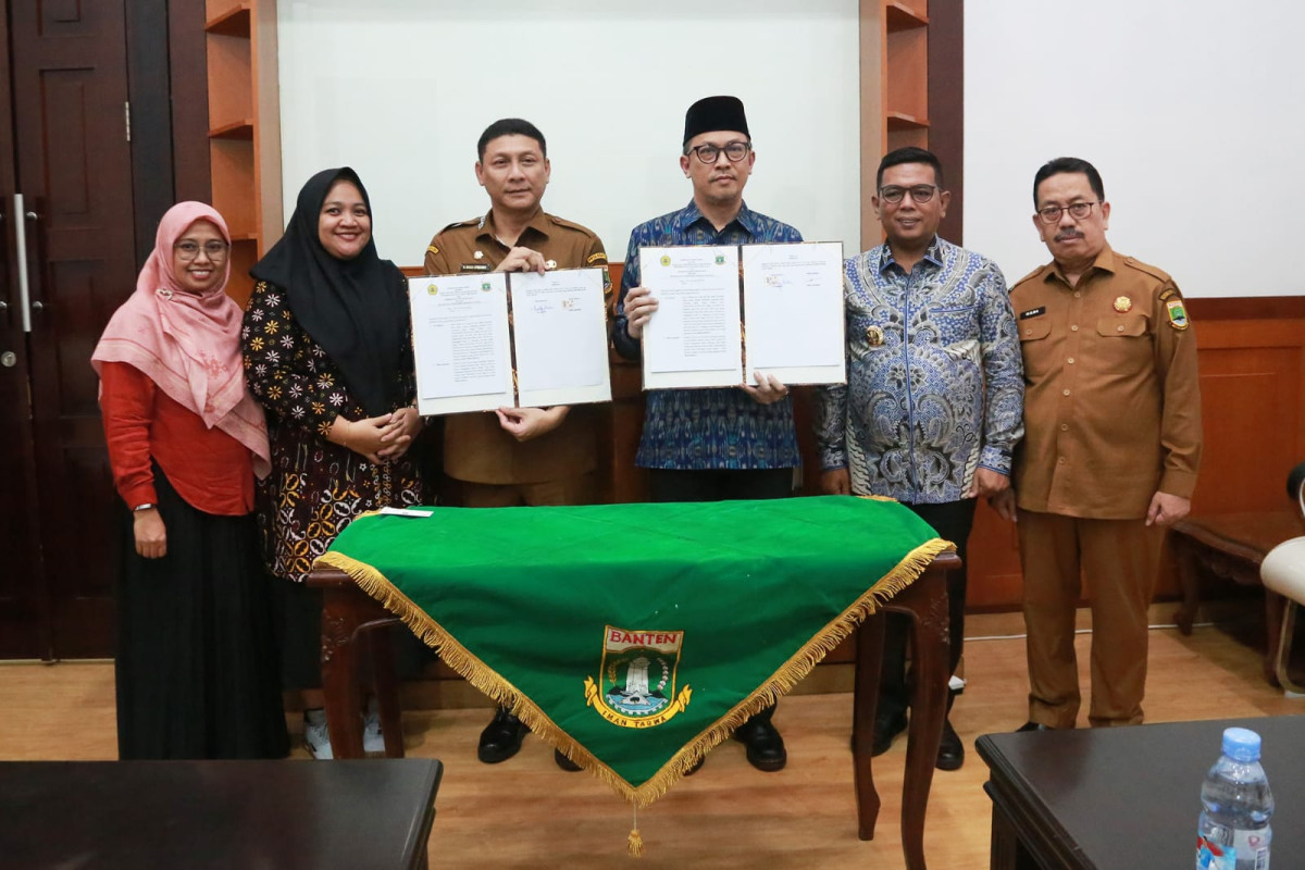 Gubernur Banten Andra Soni Saksikan Penandatanganan Nota Kesepahaman Pemprov Banten dengan Fisip Untirta