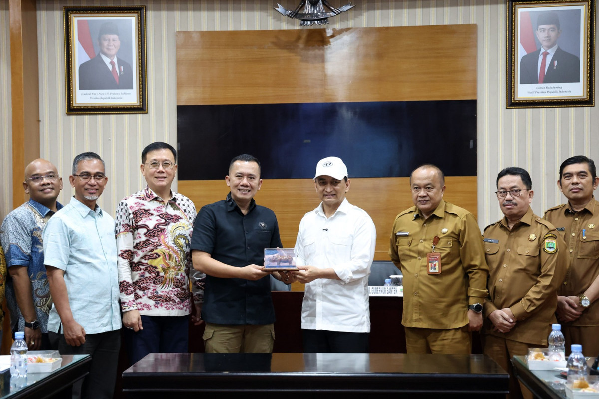 Wagub Banten A Dimyati Natakusumah Terima DPRD Provinsi Sumut Terkait Perda Pesantren