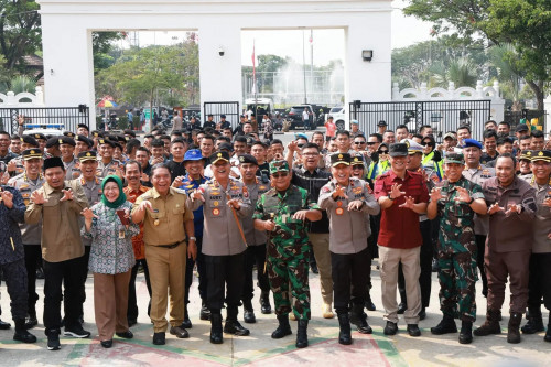 Siap Sukseskan Pemilu 2024, Pj. Gubernur Banten Al Muktabar Saksikan Simulasi Pengamanan Capres dan Cawapres