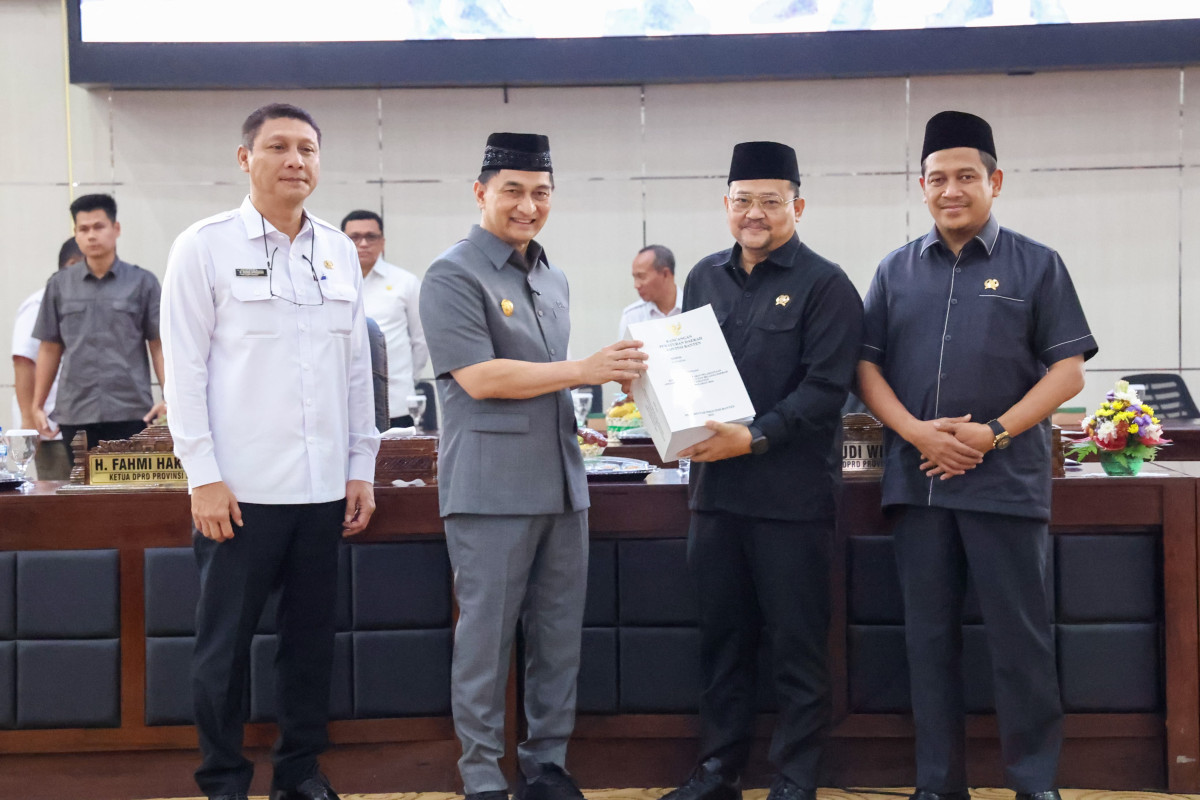 Wagub Banten A Dimyati Natakusumah Sampaikan Nota Pengantar Raperda LKPj APBD Provinsi Banten Tahun Anggaran 2024