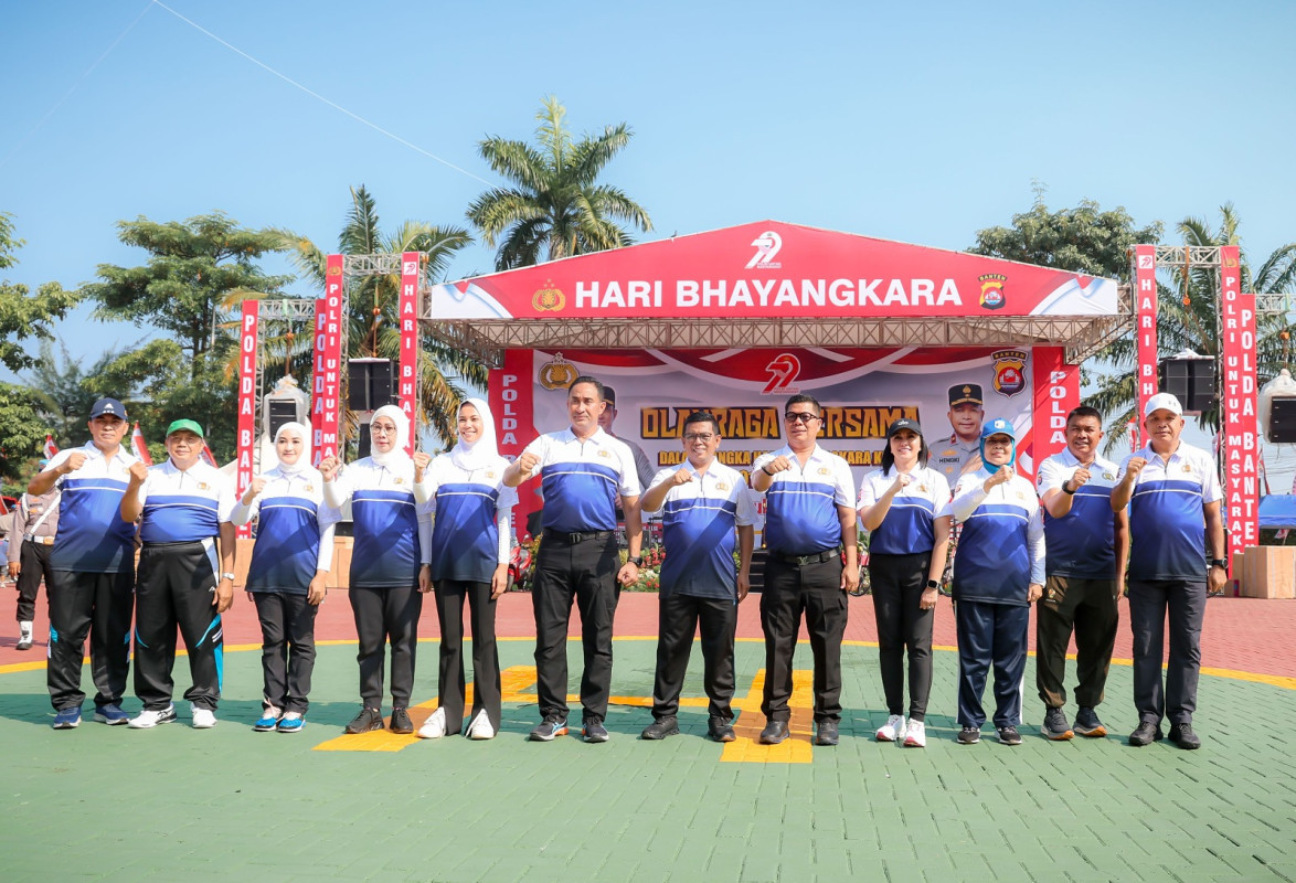 Gubernur Banten Andra Soni dan Kapolda Banten Suyudi Ario Seto Ikuti Olahraga Bersama HUT Bhayangkara ke-79 Polda Banten