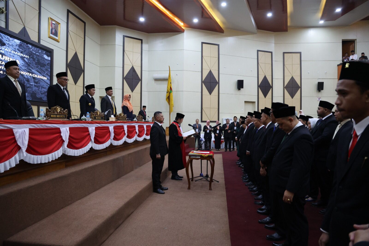 Daerah Tujuan Investasi, Pj Gubernur Banten Al Muktabar Pesankan Kota Cilegon Terus Pertahankan Pelayanan