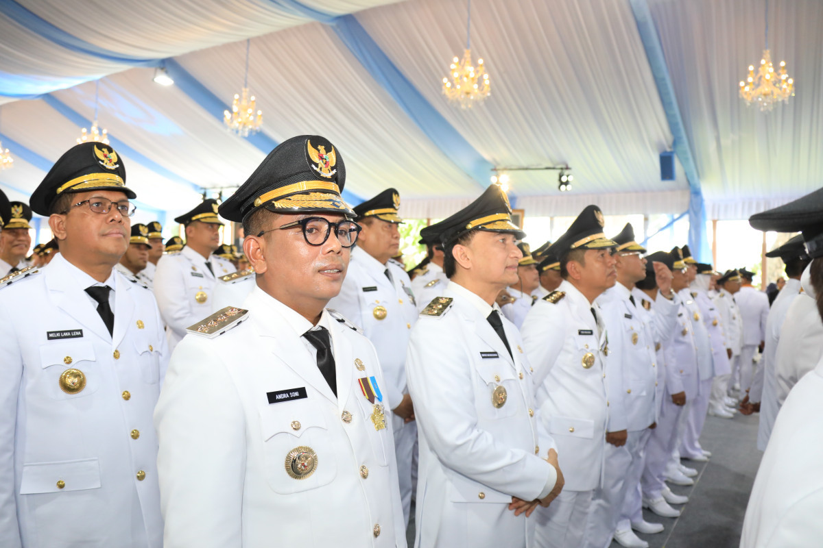 Andra Soni - A Dimyati Natakusumah Dilantik Presiden Prabowo Subianto Sebagai Gubernur dan Wakil Gubernur Banten 2025 - 2030