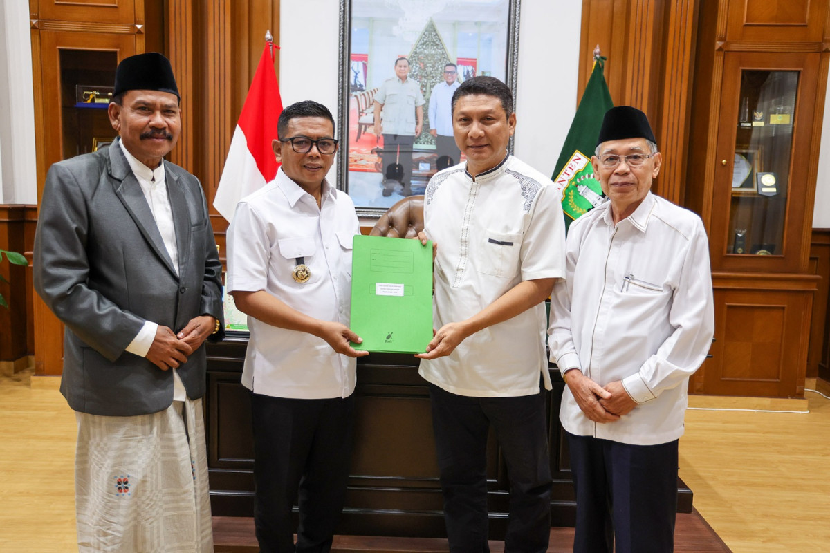 Gubernur Andra Soni Terima 10 Nama Calon Pimpinan BAZNAS Banten, Tegaskan Akuntabilitas Proses Seleksi