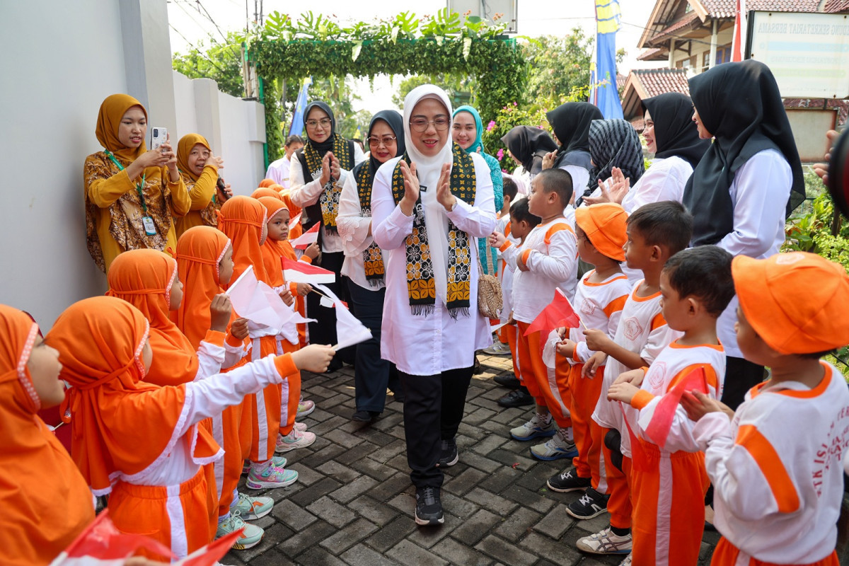 Tinawati Andra Soni Dorong Posyandu Jadi Tempat Menyenangkan