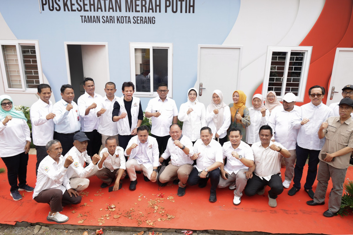 Dekatkan Pelayanan Dasar, Gubernur Andra Soni Resmikan Pos Kesehatan Merah Putih di Kota Serang