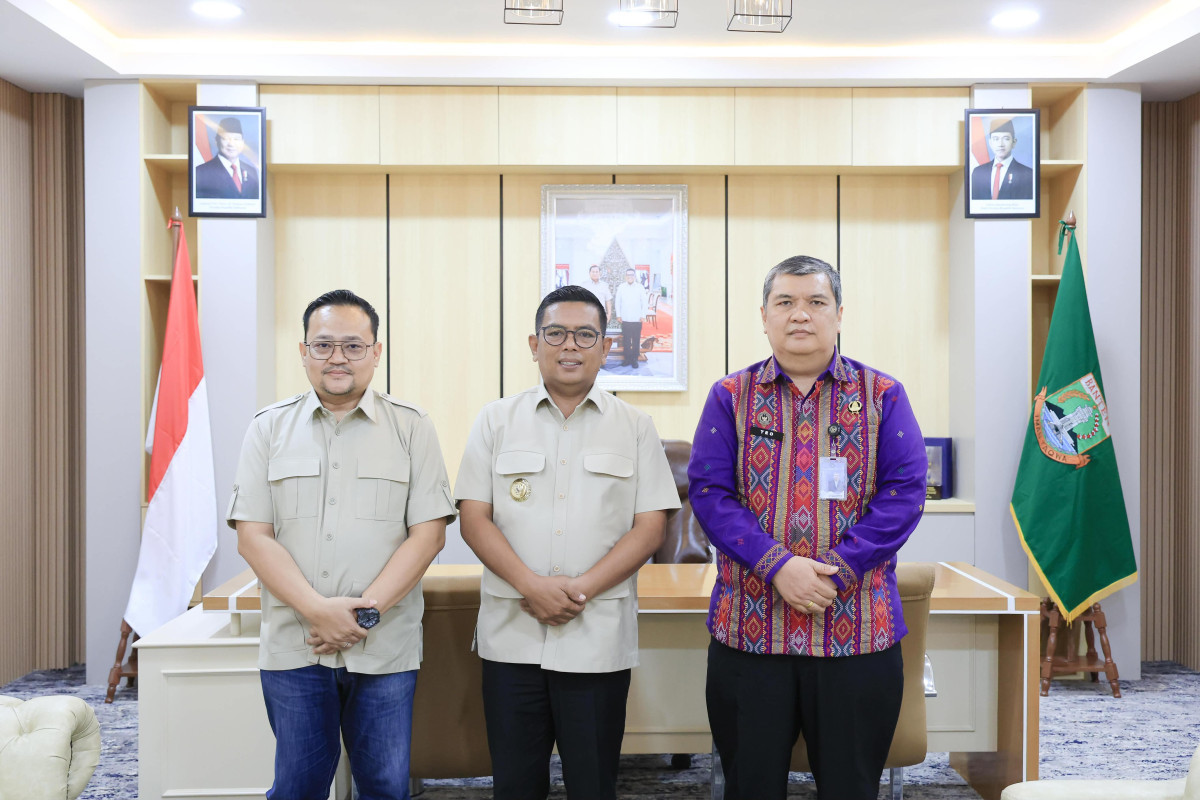 Andra Soni Apresiasi Pengabdian 35 Tahun Teodorus Simarmata untuk Imigrasi Banten