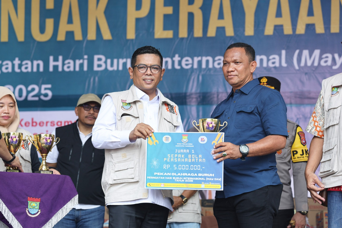 Hadiri May Day, Gubernur Banten Andra Soni Sebut Buruh Tulang Punggung Perekonomian